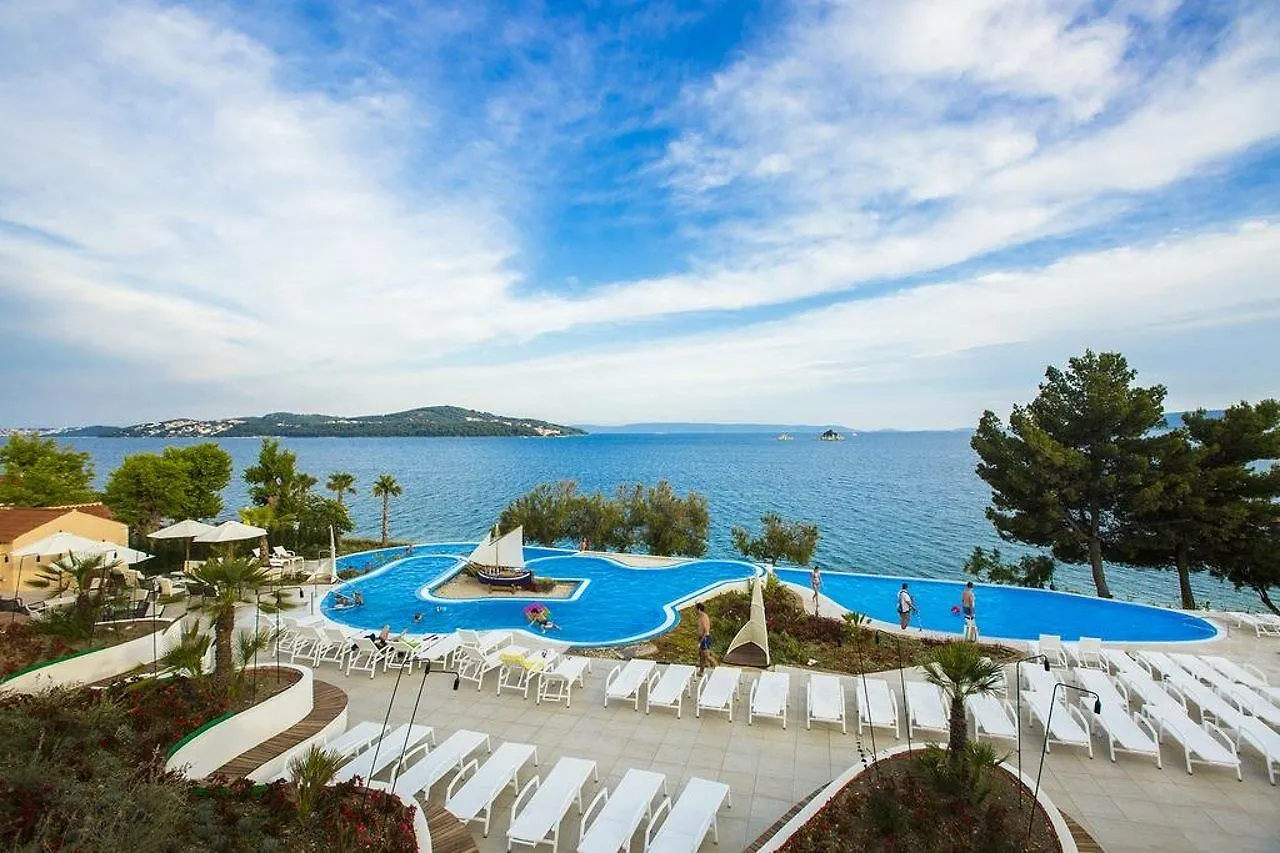 Amadria Park Camping Trogir Seget Vranjica 0*,